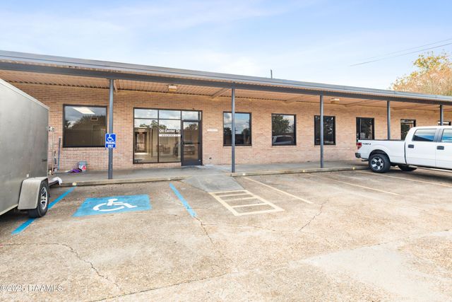 120 Oil Center Drive, Lafayette, LA 70503