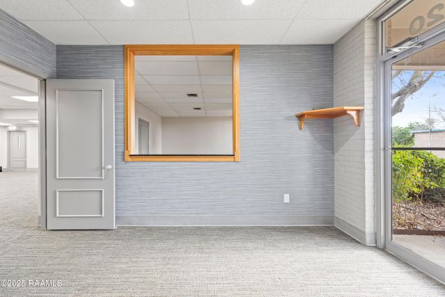 120 Oil Center Drive, Lafayette, LA 70503