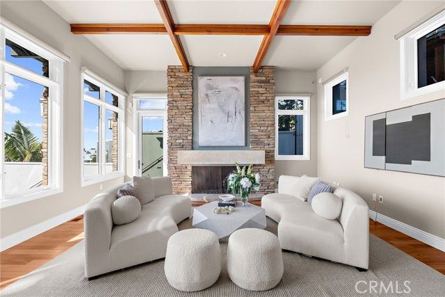 1076 Skyline Drive, Laguna Beach, CA 92651