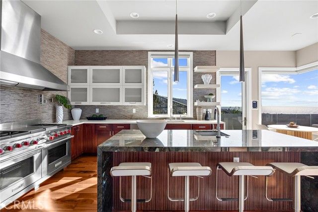 1076 Skyline Drive, Laguna Beach, CA 92651