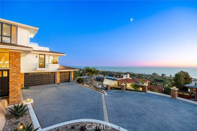 1076 Skyline Drive, Laguna Beach, CA 92651