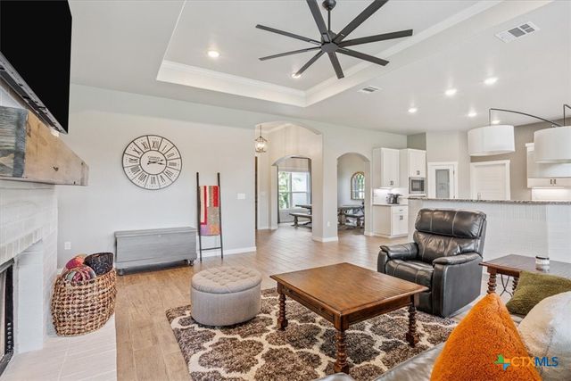 100 Metheglin Drive, Temple, TX 76502
