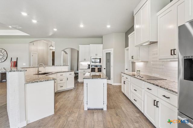 100 Metheglin Drive, Temple, TX 76502
