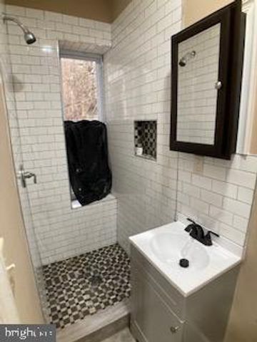758 N DEKALB ST, Philadelphia, PA 19104