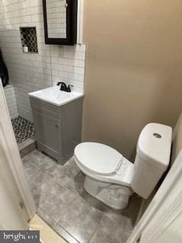 758 N DEKALB ST, Philadelphia, PA 19104
