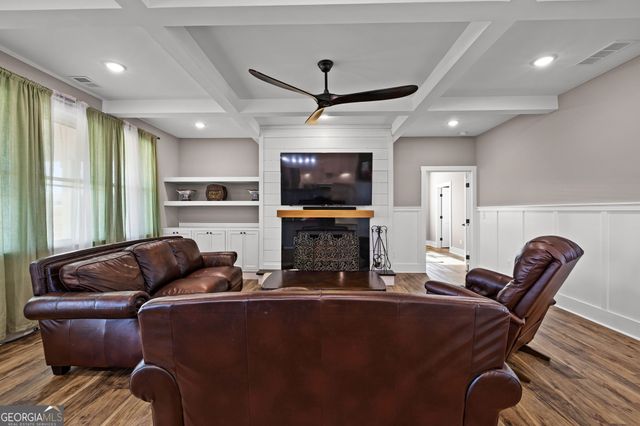 404 Whipple Avenue, Williamson, GA 30292