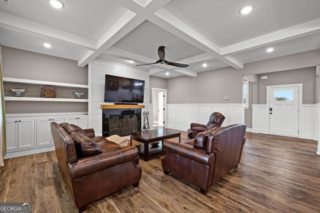 404 Whipple Avenue, Williamson, GA 30292