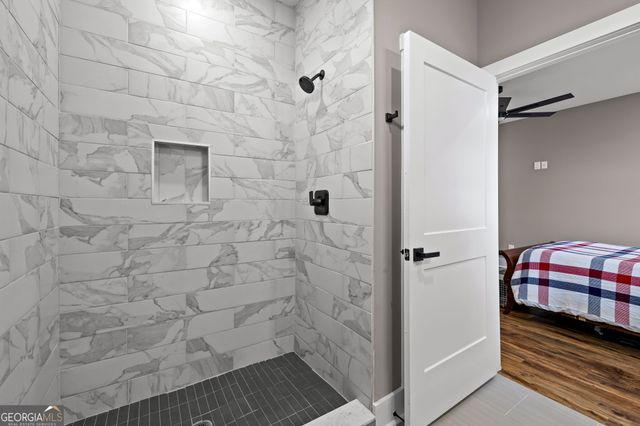 404 Whipple Avenue, Williamson, GA 30292