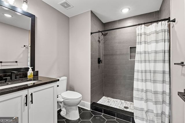 404 Whipple Avenue, Williamson, GA 30292