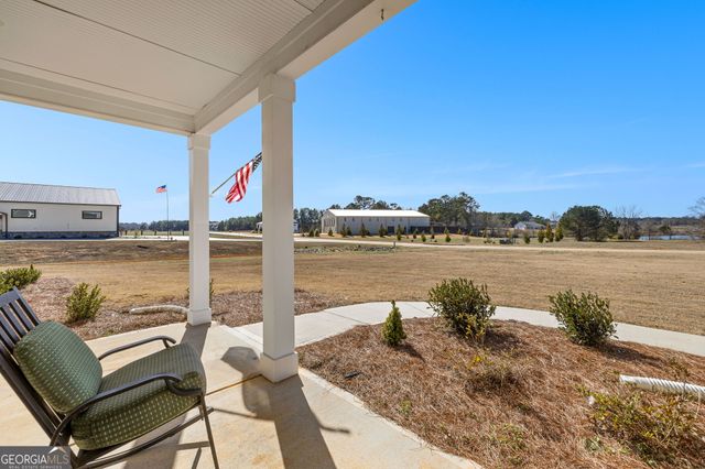 404 Whipple Avenue, Williamson, GA 30292