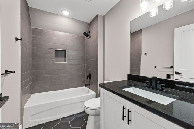 404 Whipple Avenue, Williamson, GA 30292