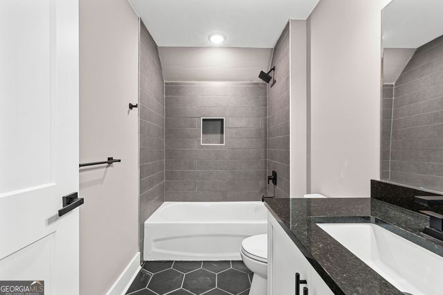 404 Whipple Avenue, Williamson, GA 30292