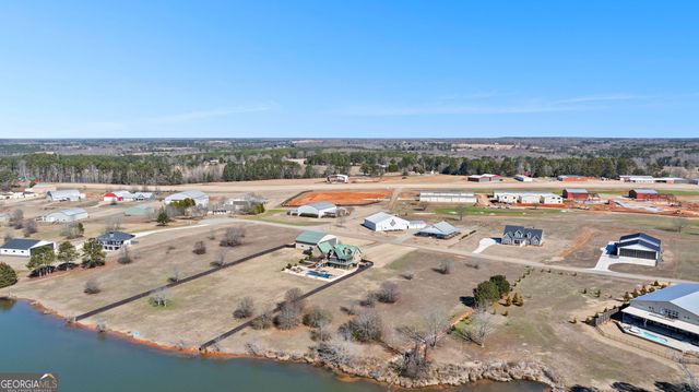 404 Whipple Avenue, Williamson, GA 30292