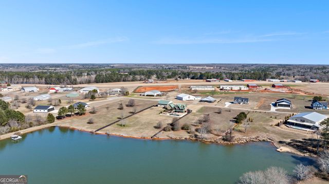 404 Whipple Avenue, Williamson, GA 30292