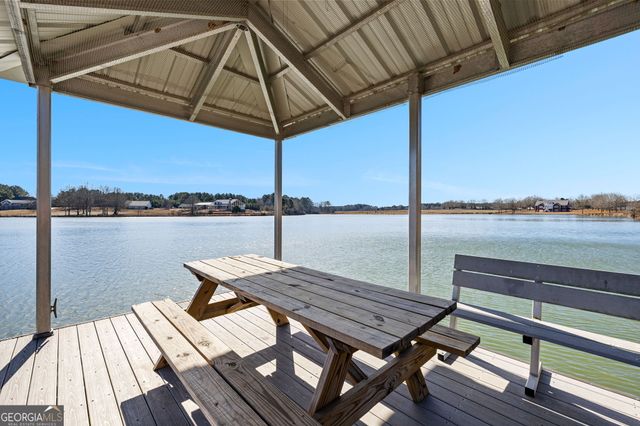 404 Whipple Avenue, Williamson, GA 30292