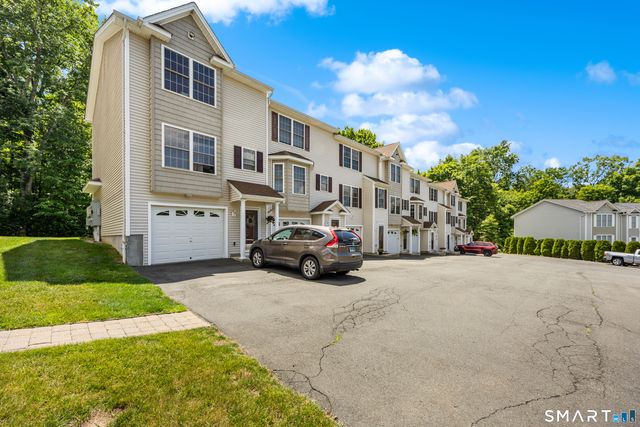 119 Taft Point 3, Waterbury, CT 06708