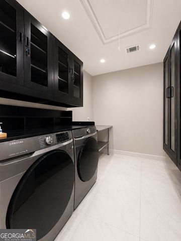 724 Bellemeade Avenue NW, Atlanta, GA 30318