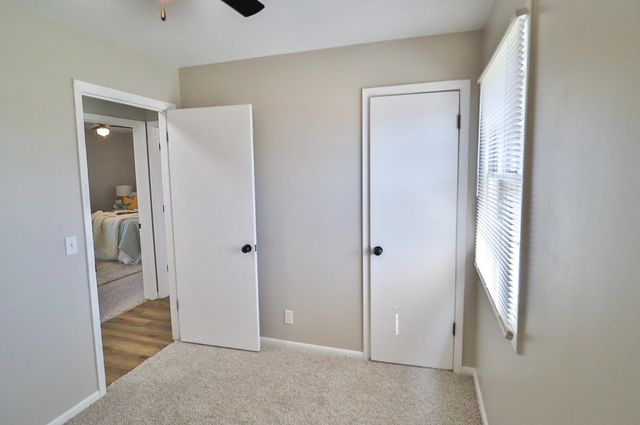 2318 W Heuett St, Wichita, KS 67217