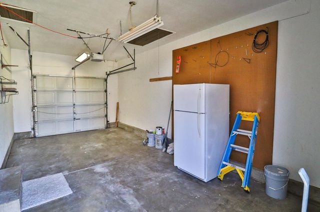 2318 W Heuett St, Wichita, KS 67217