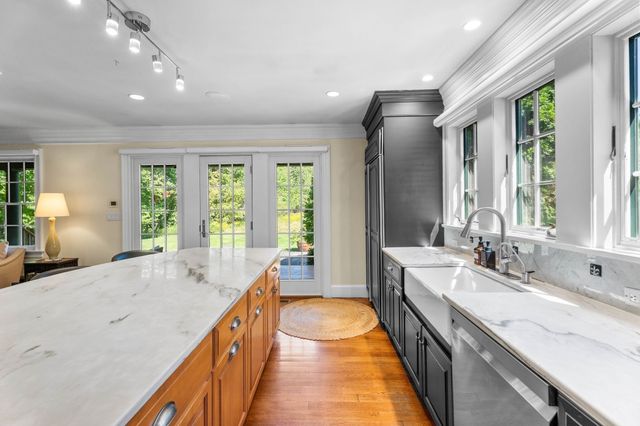 3 Tower Field Lane, Lincoln, MA 01773