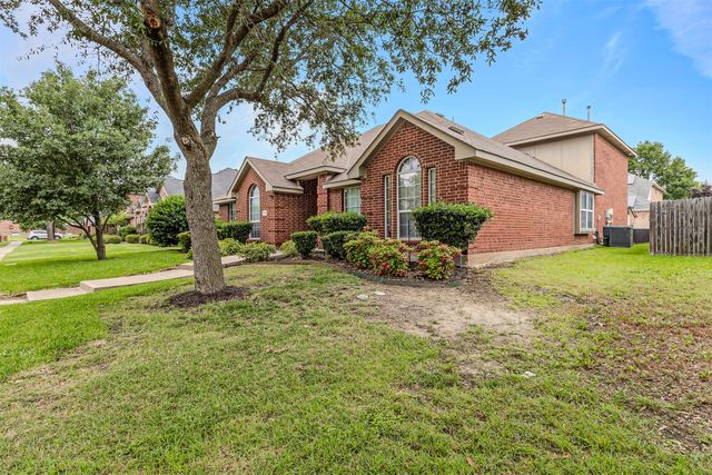 7413 Providence Drive, Rowlett, TX 75089
