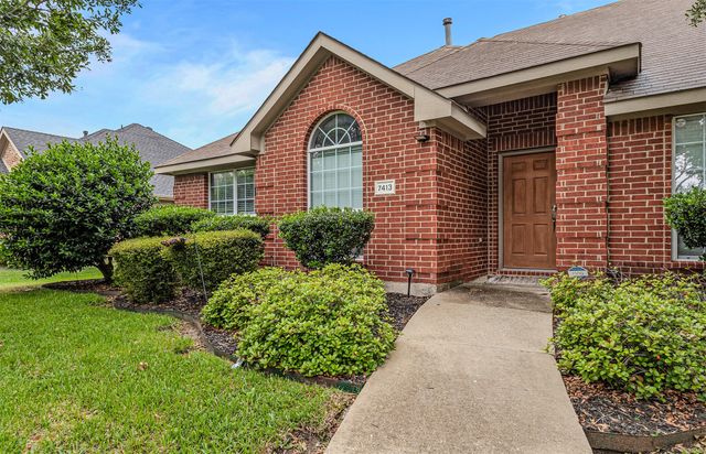 7413 Providence Drive, Rowlett, TX 75089