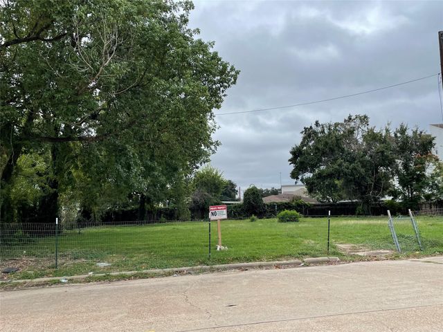 2106 Tuam Street, Houston, TX 77004