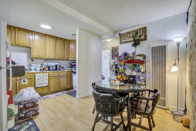 730 W Sunset Blvd, Hayward, CA 94541