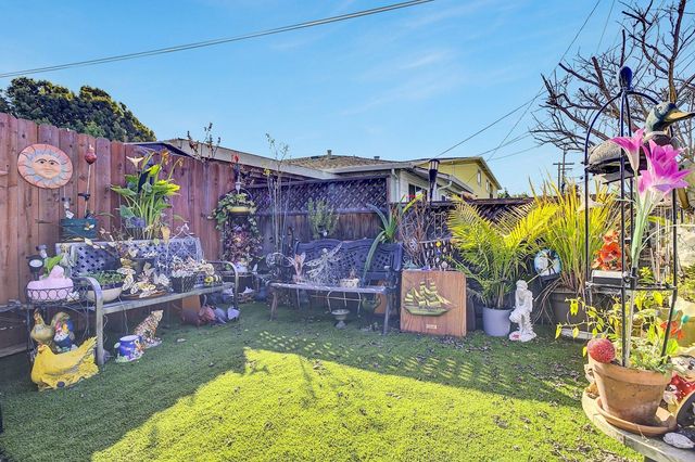 730 W Sunset Blvd, Hayward, CA 94541