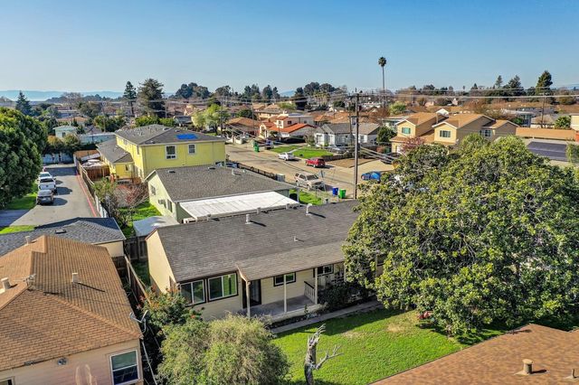 730 W Sunset Blvd, Hayward, CA 94541