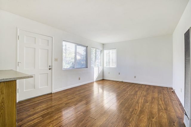 730 W Sunset Blvd, Hayward, CA 94541