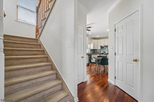 36 Murphy Drive, Bridgewater Twp., NJ 08807