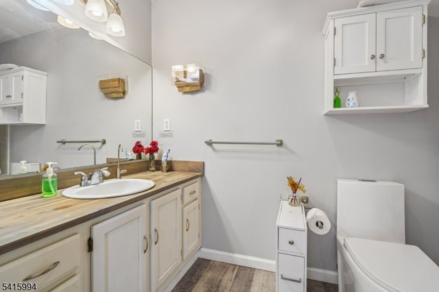 36 Murphy Drive, Bridgewater Twp., NJ 08807