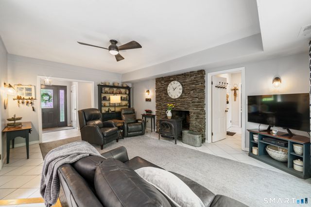 148 Colonial Drive, Southbury, CT 06488