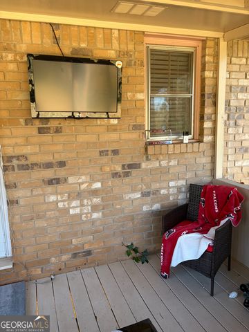 1056 Waterside Drive SE, Conyers, GA 30013