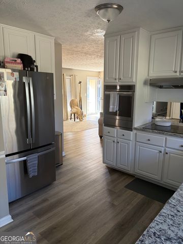 1056 Waterside Drive SE, Conyers, GA 30013