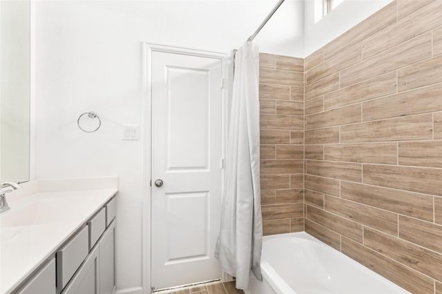 9423 Pelican Cliff Court, Porter, TX 77365