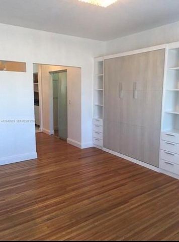 503 74th Street B3, Miami Beach, FL 33141