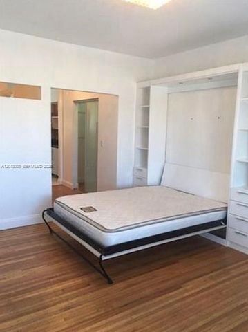 503 74th Street B3, Miami Beach, FL 33141