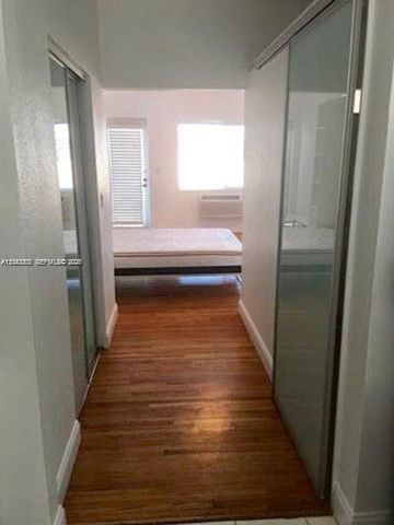 503 74th Street B3, Miami Beach, FL 33141