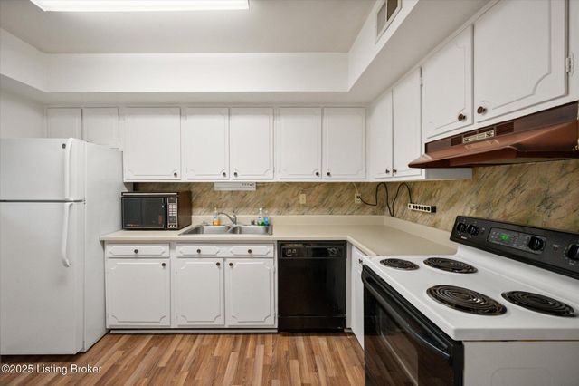 2505 Brownsboro Rd APT A7, Louisville, KY 40206