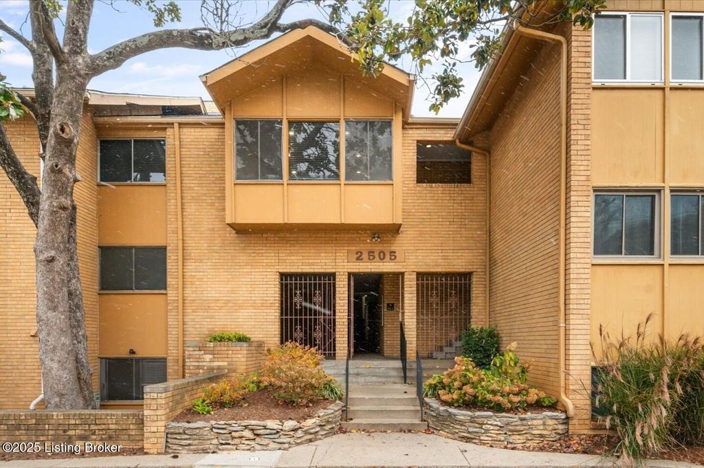 2505 Brownsboro Rd APT A7, Louisville, KY 40206
