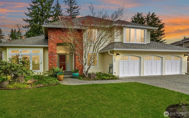 2138 221st Place NE, Sammamish, WA 98074