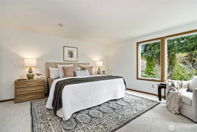 2138 221st Place NE, Sammamish, WA 98074