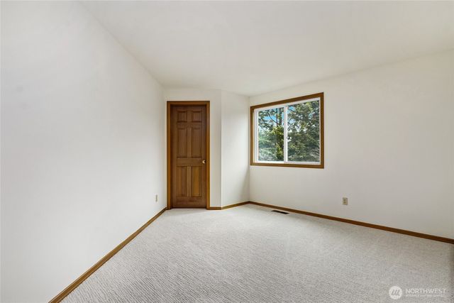 2138 221st Place NE, Sammamish, WA 98074