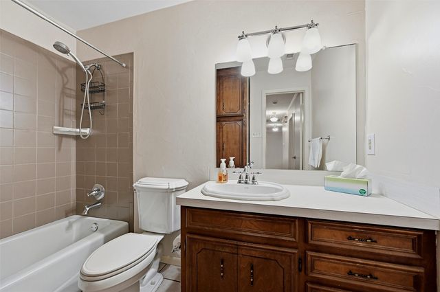 1826 Skyline Drive, Sherman, TX 75092