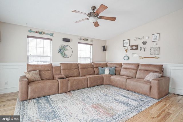 38 CLIFFORD AVE, West Deptford, NJ 08093