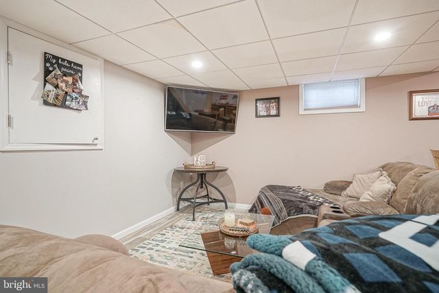 38 CLIFFORD AVE, West Deptford, NJ 08093