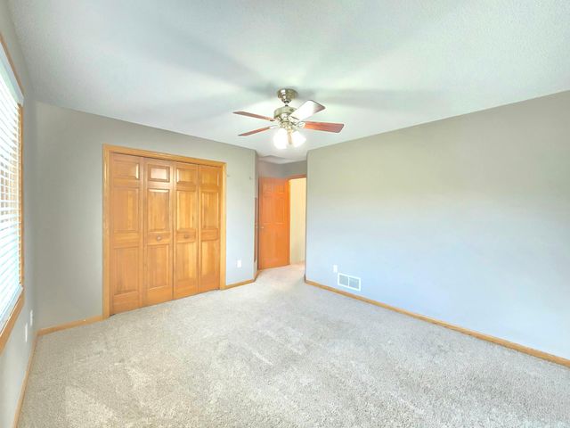 4625 Edinbrook Terrace, Brooklyn Park, MN 55443