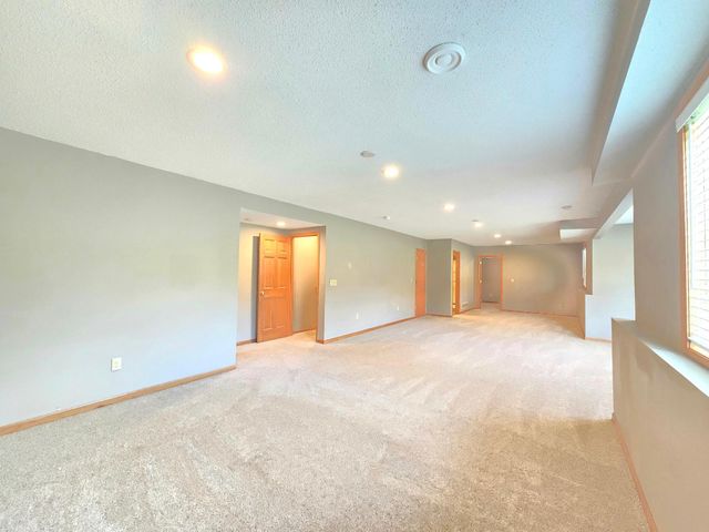 4625 Edinbrook Terrace, Brooklyn Park, MN 55443